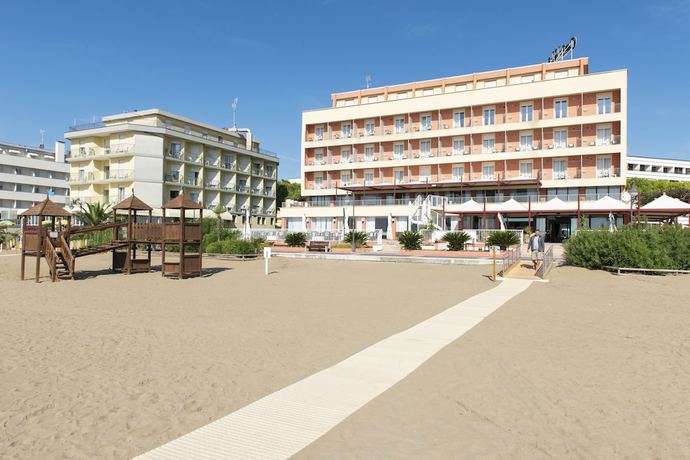 Imagen general del Hotel Columbus, Caorle. Foto 1