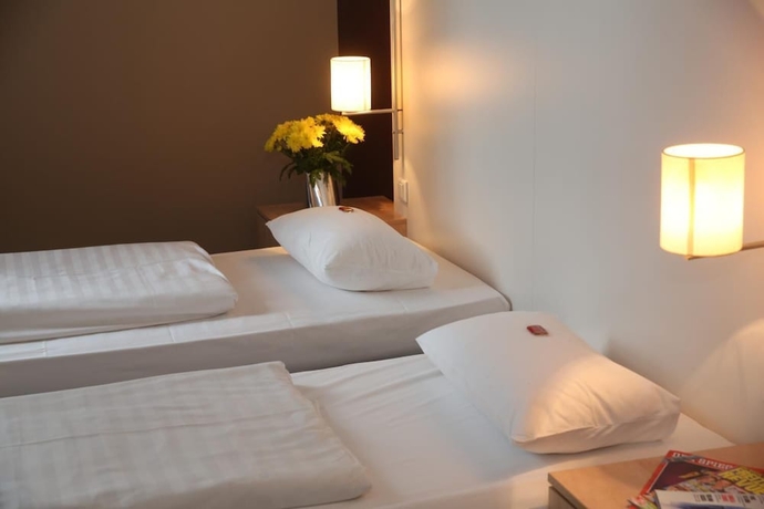 Imagen de la habitación del Hotel Columbus, Frankfurt. Foto 7