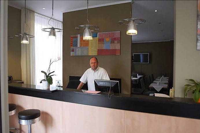 Imagen de los interiores del Hotel Columbus, Frankfurt. Foto 18