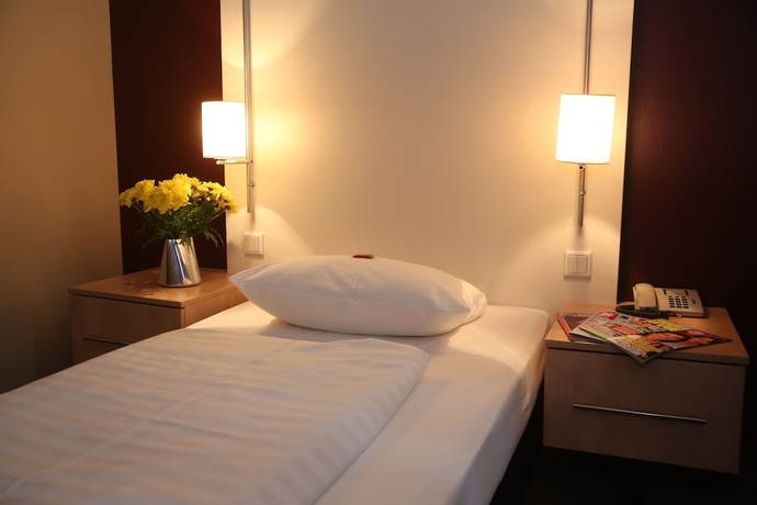 Imagen de la habitación del Hotel Columbus, Frankfurt. Foto 9