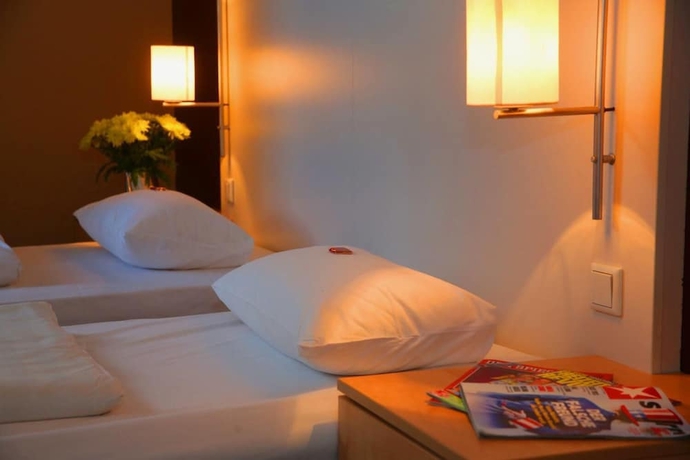 Imagen de la habitación del Hotel Columbus, Frankfurt. Foto 14