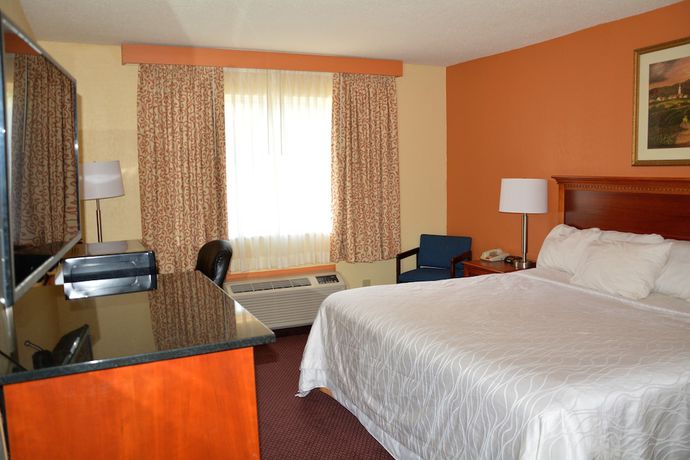 Imagen de la habitación del Hotel Columbus Grand Hotel and Banquet Center. Foto 12