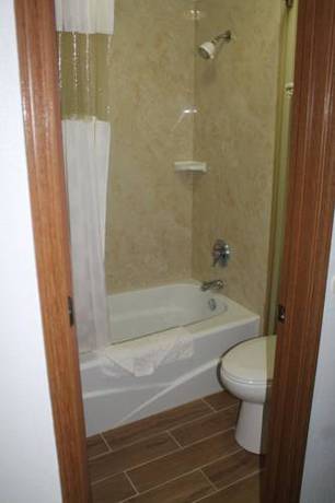 Imagen de la habitación del Hotel Columbus Inn. Foto 11