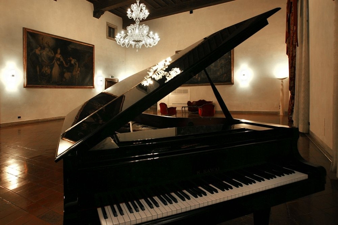 Imagen de los interiores del Hotel Columbus, Roma. Foto 10