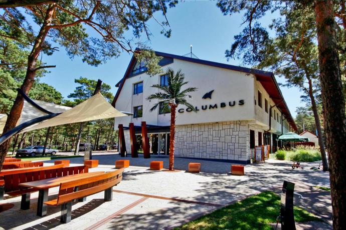 Imagen de los interiores del Hotel Columbus, Rowy. Foto 14