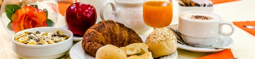 Imagen del bar/restaurante del Hotel Columbus Sea. Foto 5