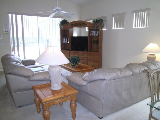 Imagen de los interiores del Hotel Columbus Vacation Villas. Foto 9