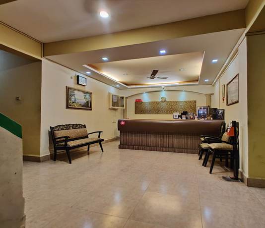 Imagen de los interiores del Hotel Colva Plaza. Foto 8