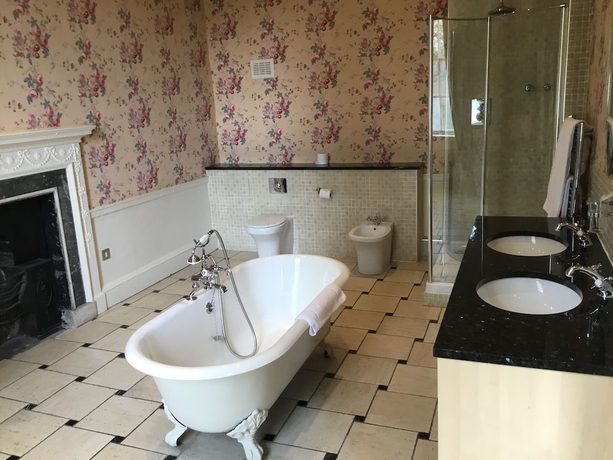 Imagen de la habitación del Hotel Colwick Hall. Foto 18