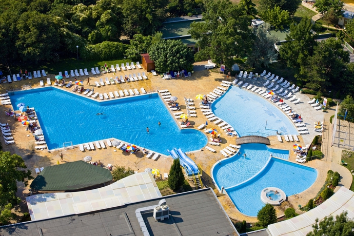 Imagen de la piscina del Hotel Com - All Inclusive. Foto 17