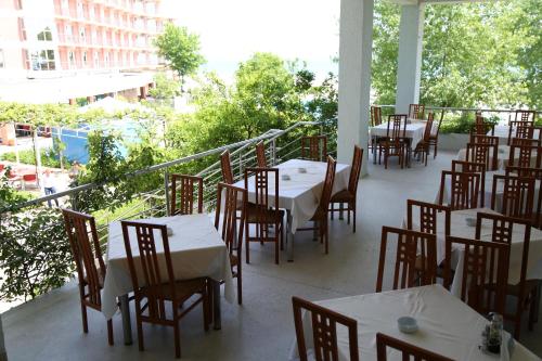 Imagen general del Hotel Comandor, MAMAIA. Foto 4
