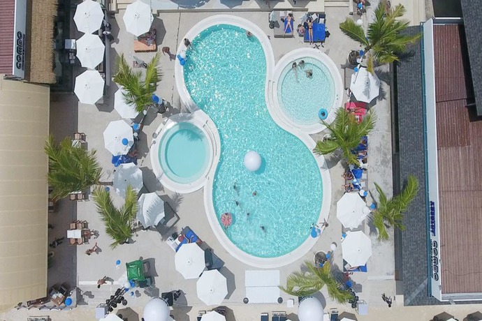 Imagen de los exteriores del Hotel Combo Beach Samui. Foto 17