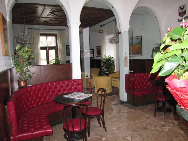 Imagen general del Hotel Combolo. Foto 8