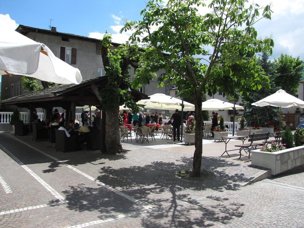 Imagen general del Hotel Combolo. Foto 10