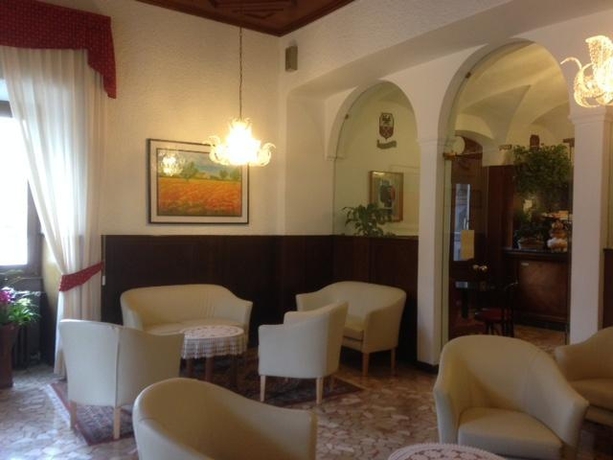 Imagen general del Hotel Combolo. Foto 16