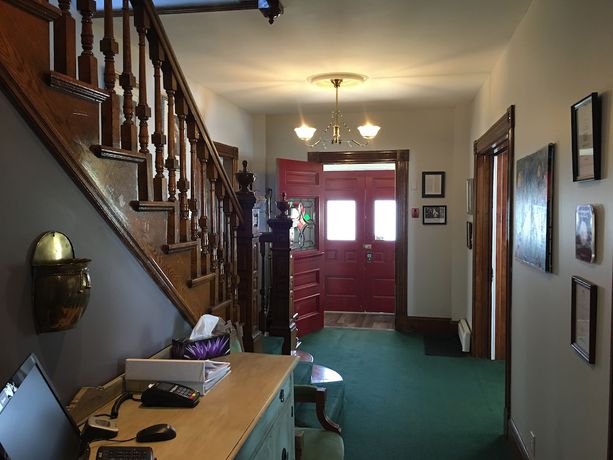 Imagen de los interiores del Hotel Come From Away BandB Inn. Foto 20