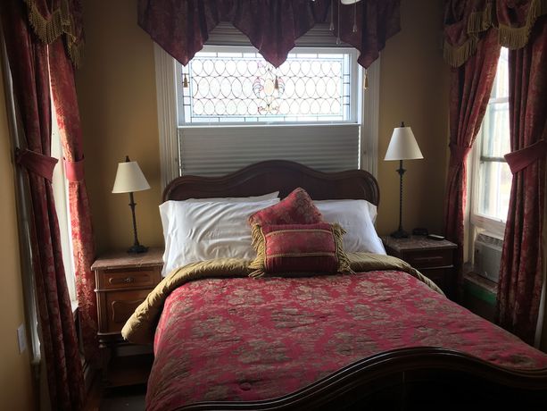 Imagen de la habitación del Hotel Come From Away BandB Inn. Foto 11