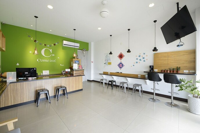 Imagen de los interiores del Hotel Come Inn 2. Foto 35