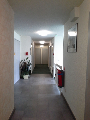 Imagen de los interiores del Hotel Come Inn. Foto 8