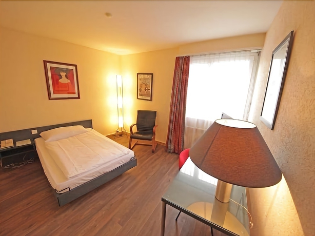 Imagen de la habitación del Hotel Comedie. Foto 4