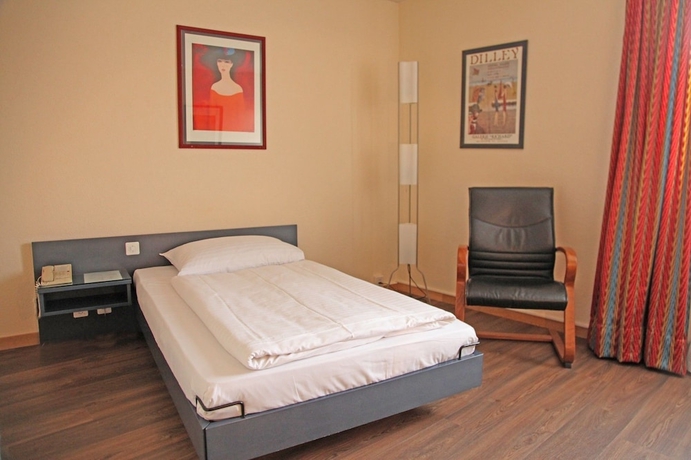 Imagen de la habitación del Hotel Comedie. Foto 5