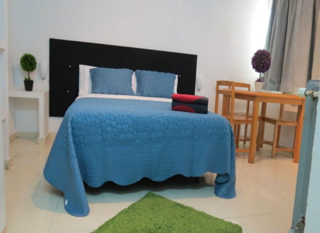 Imagen de la habitación del Hotel Comet Suites Almona. Foto 15