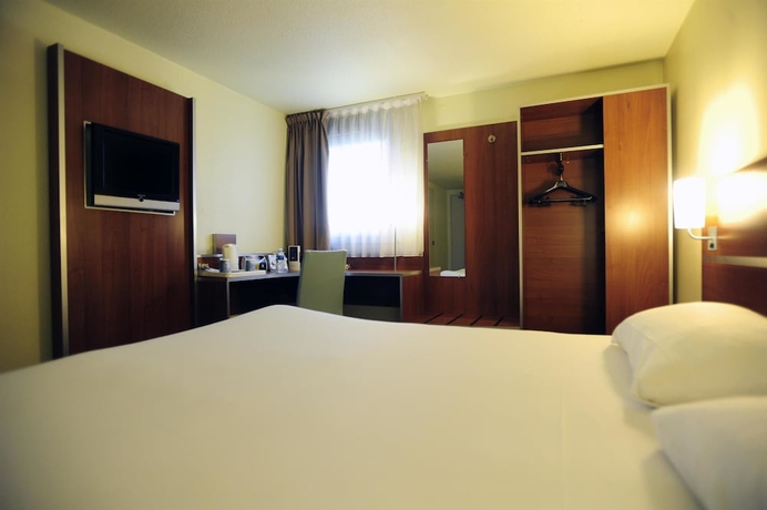 Imagen de la habitación del Hotel Comfort Aeroport Lyon St Exupery. Foto 5