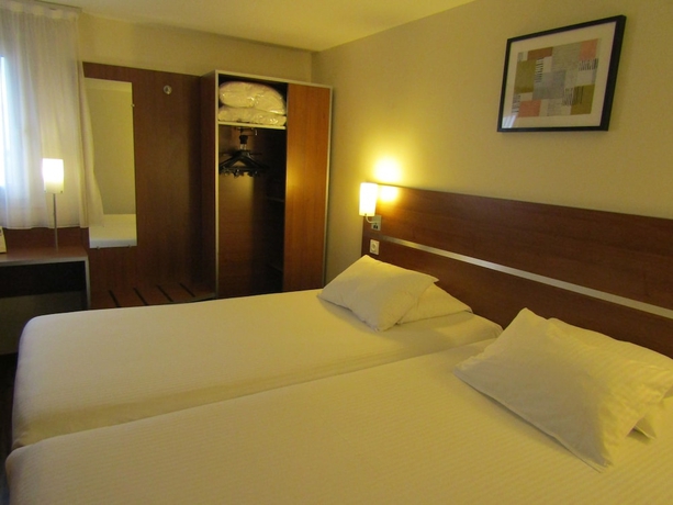 Imagen de la habitación del Hotel Comfort Aeroport Lyon St Exupery. Foto 10