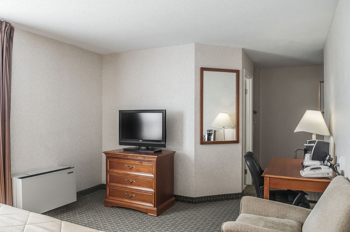 Imagen de los interiores del Hotel Comfort Airport North. Foto 14