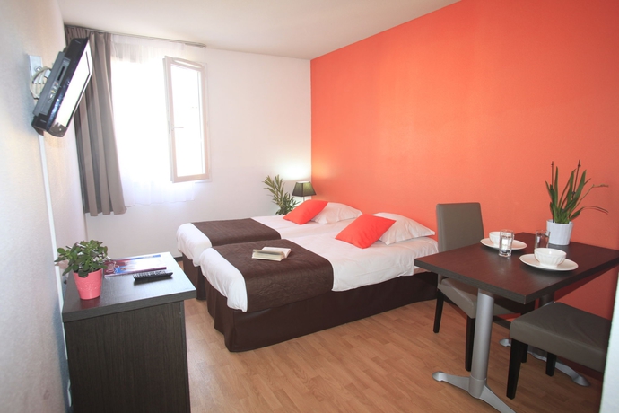 Imagen de la habitación del Hotel Comfort Aparthotel Aix Le Tholonet. Foto 9