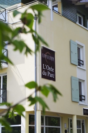 Imagen general del Hotel Comfort Aparthotel Divonne L'Oree du Parc. Foto 2