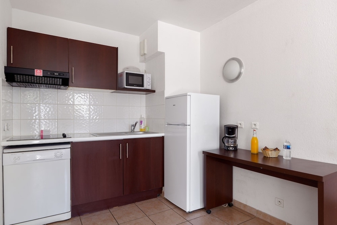 Imagen de la habitación del Hotel Comfort Aparthotel Six-Fours. Foto 11
