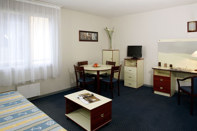 Imagen de los interiores del Hotel Comfort Aparthotel Toulouse Metropole. Foto 8