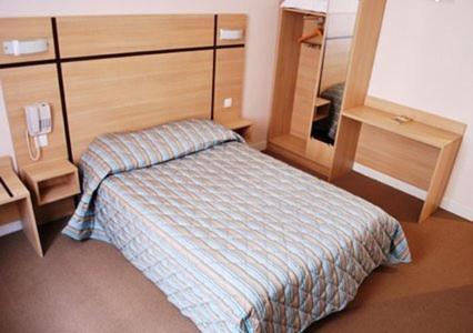 Imagen general del Hotel Comfort Au Firmament Asnieres-sur-seine. Foto 1