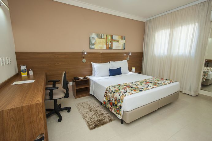 Imagen de la habitación del Hotel Comfort Bauru. Foto 10