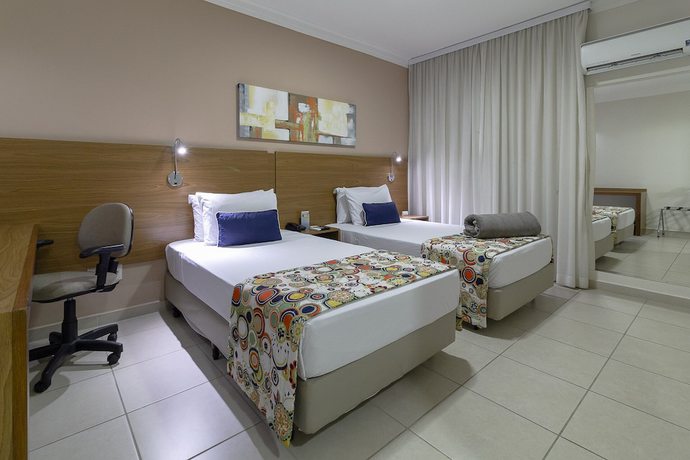 Imagen de la habitación del Hotel Comfort Bauru. Foto 11
