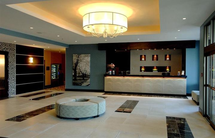 Imagen de los interiores del Hotel Comfort Bayer's Lake. Foto 3