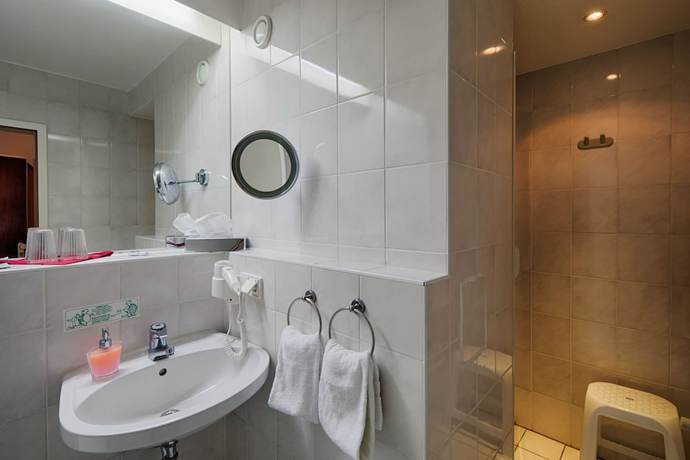 Imagen de la habitación del Hotel Comfort Bernau. Foto 10