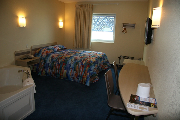 Imagen de la habitación del Hotel Comfort, Cataratas del Niagara. Foto 6