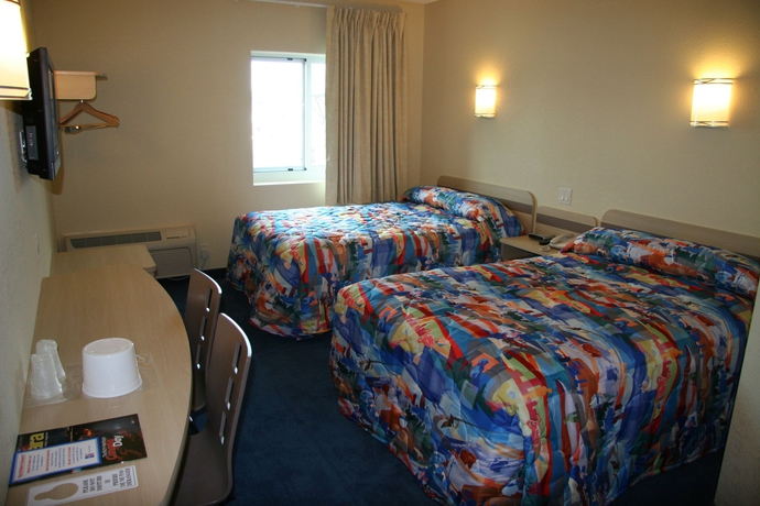 Imagen de la habitación del Hotel Comfort, Cataratas del Niagara. Foto 11