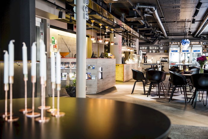 Imagen de los interiores del Hotel Comfort City. Foto 8