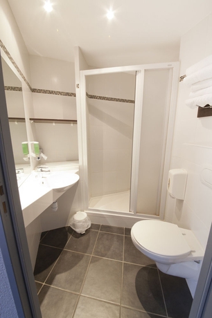 Imagen de la habitación del Hotel Comfort Clermont St Jacques. Foto 6