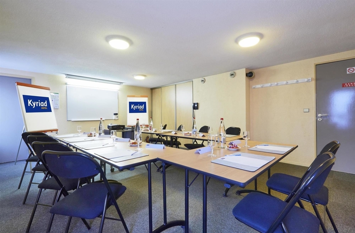 Imagen de los interiores del Hotel Comfort Etampes. Foto 13