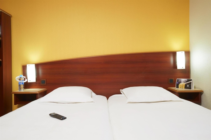 Imagen de la habitación del Hotel Comfort Etampes. Foto 9