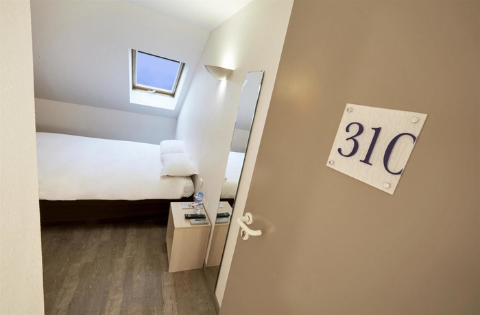 Imagen de la habitación del Hotel Comfort Etampes. Foto 12