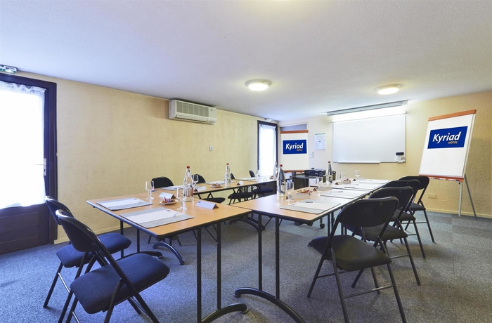 Imagen de los interiores del Hotel Comfort Etampes. Foto 14