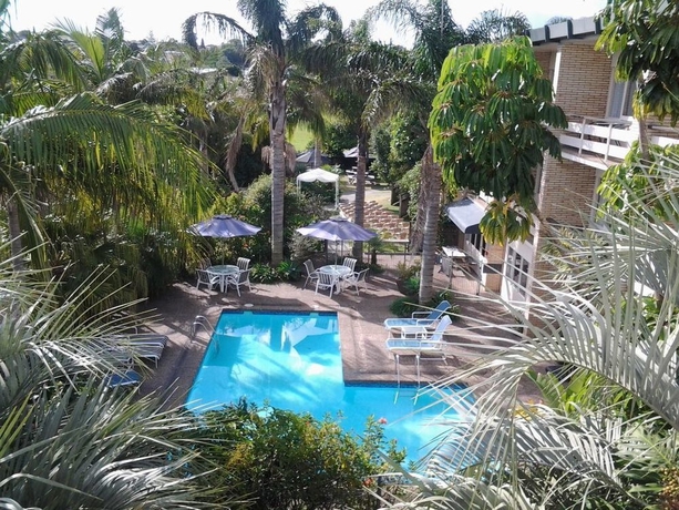 Imagen de la piscina del Hotel Comfort Flames Whangerei. Foto 13