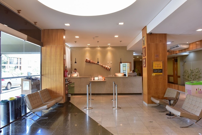 Imagen de los interiores del Hotel Comfort Goiania. Foto 18