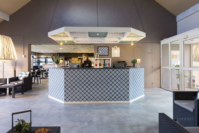 Imagen de los interiores del Hotel Comfort Hotel Orleans Saran. Foto 20