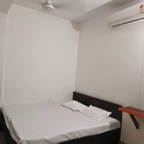 Imagen de la habitación del Hotel Comfort Hub Stay. Foto 10